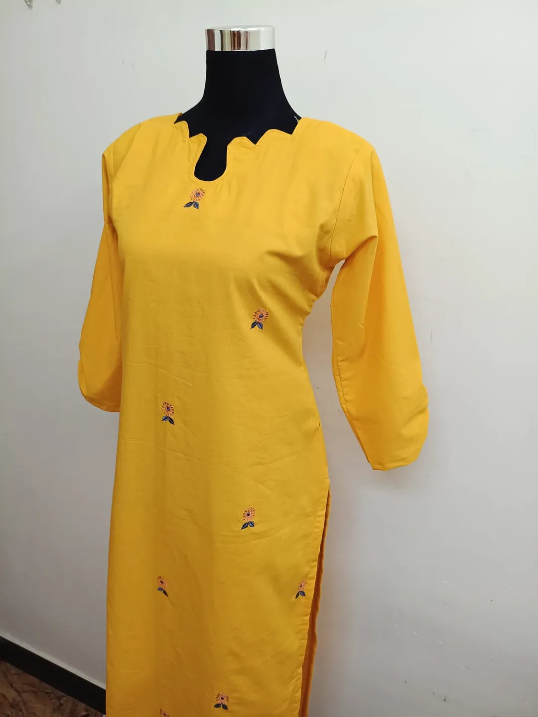 Sunflower embroidery kurti with dupatta