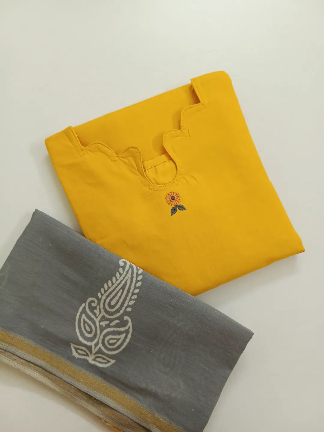 Sunflower embroidery kurti with dupatta