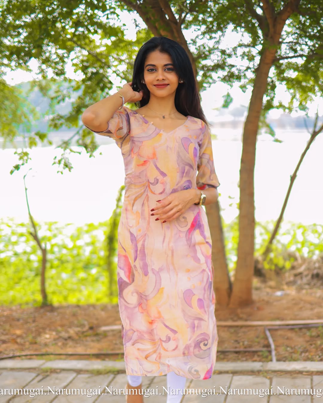 Linen zari kurti (with lining)